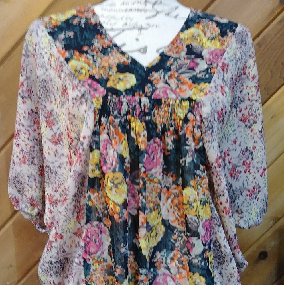Black poppy blouse